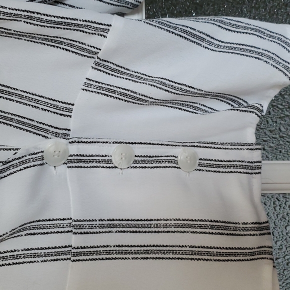 Le Château blouse - Picture 7 of 9